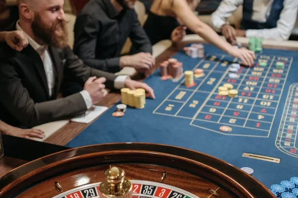 赌博网站真人游戏